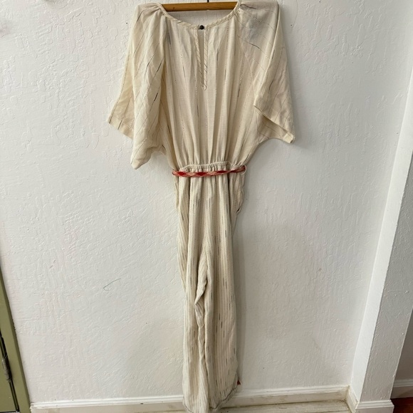Feather Bone Anthropologie Soleli Jumpsuit Cream Oversized Top Fit Size XS - Picture 3 of 7